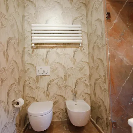 Santa Croce Deluxe Apartment *