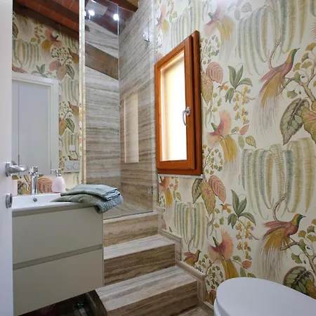 Santa Croce Deluxe Apartment Florence