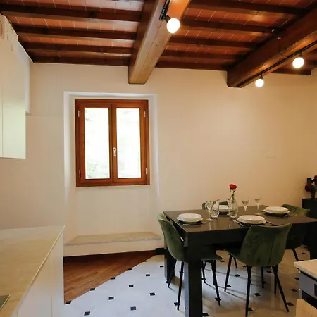 Santa Croce Deluxe * Florence